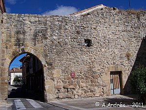 Puerta de la Tobalina