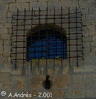 Ventana enrejada