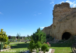 Castillo y parque anexo