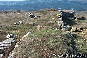 Muralla y primera torre