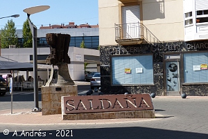 Monumento a la campana en Saldaña