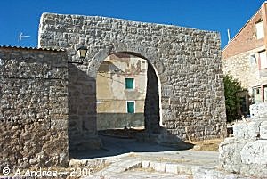 Puerta del Postigo