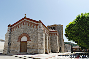 Iglesia de San Julián y Santa Basilisa