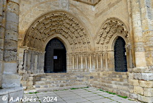 Portadas de Santa María la Blanca